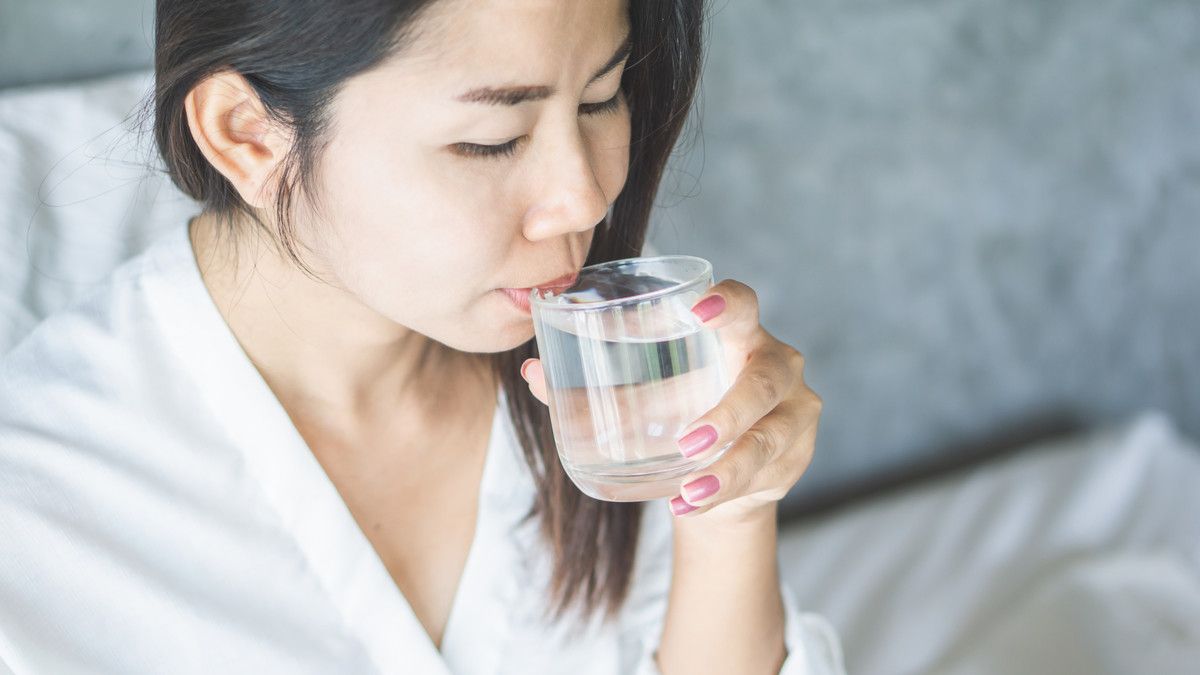 Ini Alasan Mengapa Orang China Suka Minum Air Panas